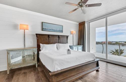 Orange Beach East Apartment | Bella Luna 504 by Liquid Life