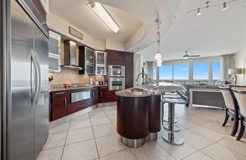 Orange Beach East Condo | Bella Luna - 803 -High-end Luxury Condo-Bayfront-Sleeps 6-Walk to Flora-Bama