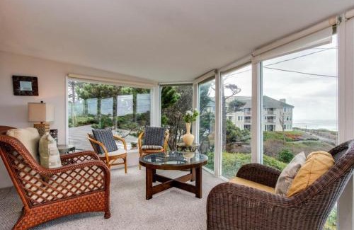 Gleneden Beach House | Bella Luna