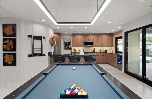 Raskin Estates House | Bella Palma - Elegance & Style with Putt Pool & Spa