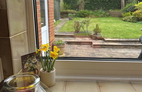 Whitley Bay House | Bella's Beach House - less than 100m from the seafront in Whitley Bay!