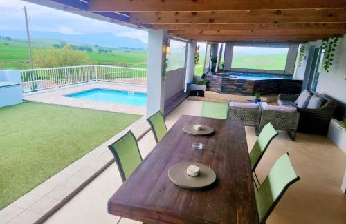 Koringberg Villa | Bella Vista at Village-Living