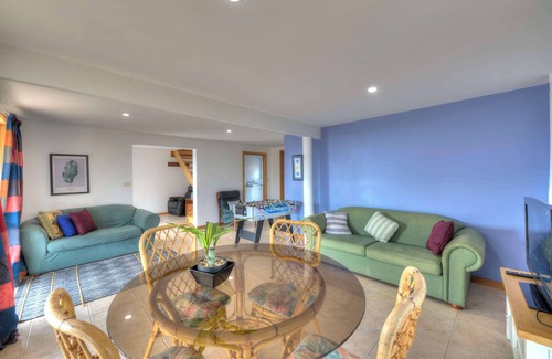 Bicheno House | Bella Vista