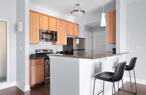 Cole-Noble District Apartment | Bella Vista Downtown 2BR 2BA