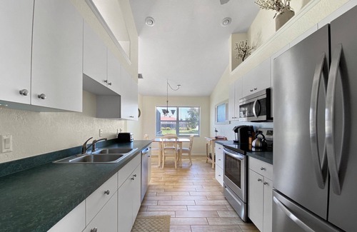 Long Meadow Villa | Bella Vista, full refund*, heated pool, sleeps 6