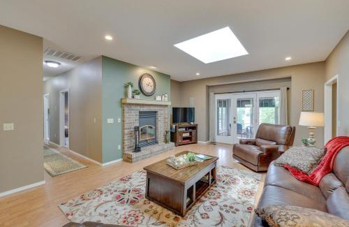 Bella Vista House | Bella Vista Home with Kayaks and Deck on Loch Lomond!