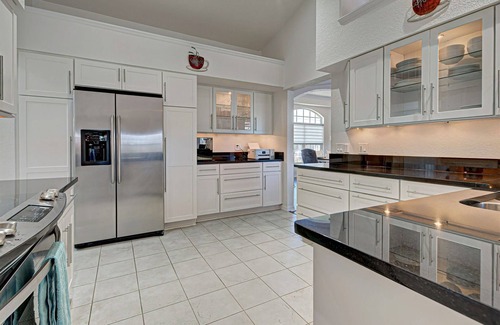 Long Meadow House | Bella Vista | Pool | Spa | Lake front | Lounge