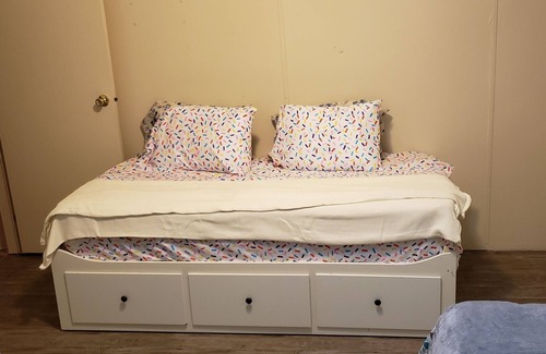 Dale House | Bella Vista Ranch! Country stay! Peace and quiet
