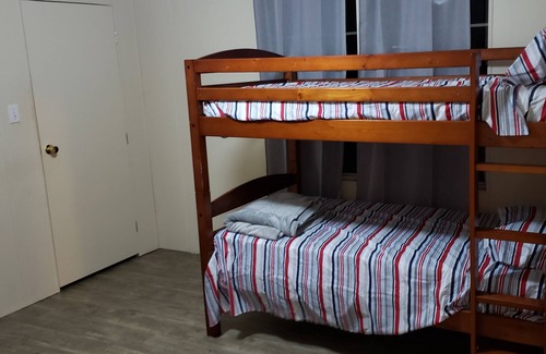 Dale House | Bella Vista Ranch! Country stay! Peace and quiet