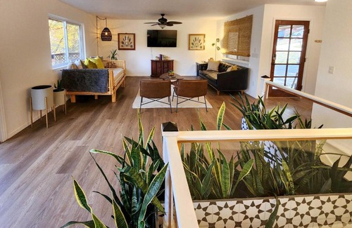Bella Vista House | Bella Vista Retreat near Mtn Biking Trails!