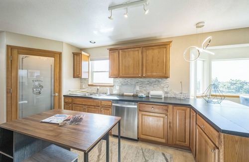 Castle Rock Other | BellaCondo 3BR 5BD 3BA Accessible Camper Parking Shop Golf