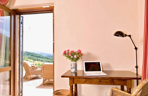 Montelovesco Villa | BELLAVISTA - Three Bedroom Villa, Sleeps 8