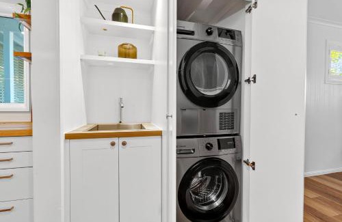 Margate Apartment | BellaVita pet-friendly Oasis in Margate