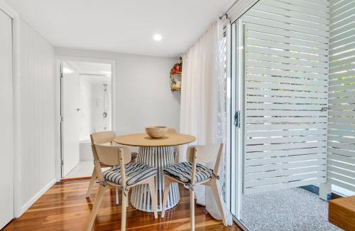 Margate Apartment | BellaVita pet-friendly Oasis in Margate