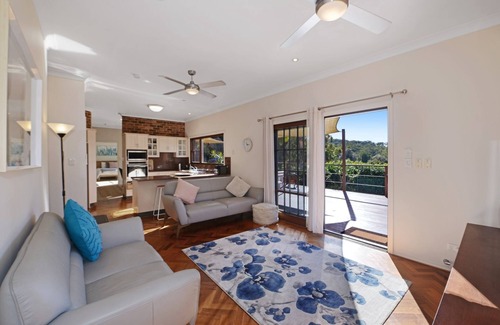 Kincumber House | Bellbird Escape - Hear the birds!