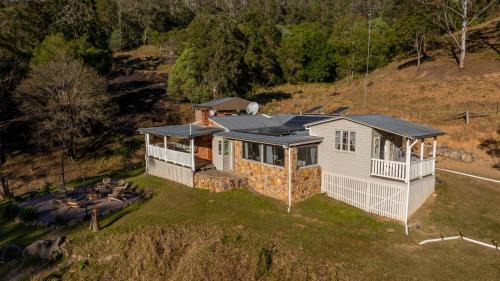 Conondale House | Bellbird Rise Off-Grid Cottage