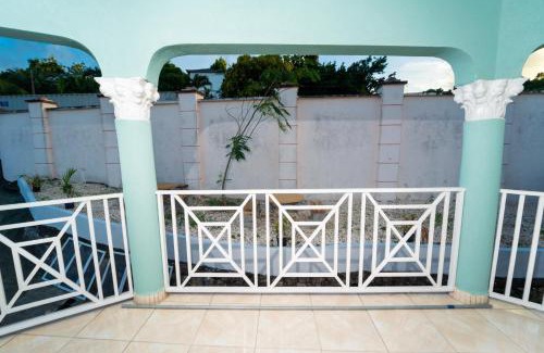 Stewart Town House | Belle Air Seaview (2 BDRM 2 King)