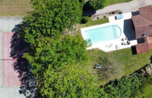 Brax Villa | Belle dépendance avec piscine