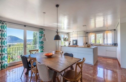 Urbanitzacio la Font Ski Chalet | Belle La Font 4 | Villa w/pool and beatiful views | Exclusive residential area