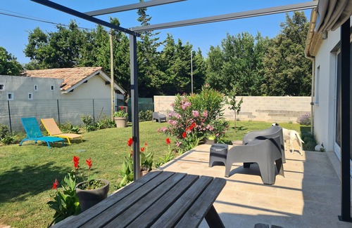 Bollene Villa | Belle Maison Avec Jacuzzi en Provence