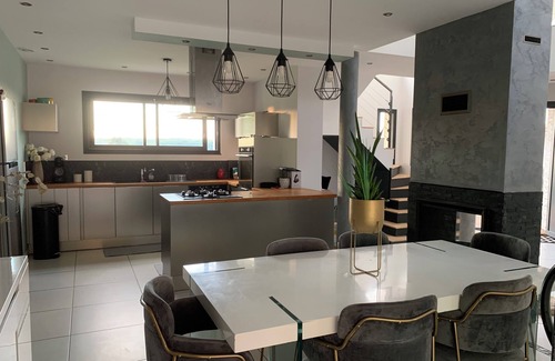 Coulounieix-Chamiers Villa | Belle Villa Contemporaine Vue Panoramique sur Perigueux