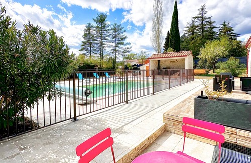 Saint-Ambroix House | Belle Villa Avec Piscine Chauffée Sécurisée sur Grand Terrain