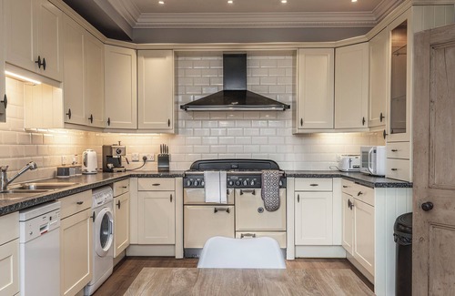 Ramsgate Apartment | Belle Vue House - Charming 4 bedroom house