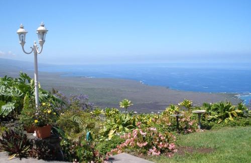 Honaunau-Napoopoo Bed & Breakfast | Belle Vue Kona Inc