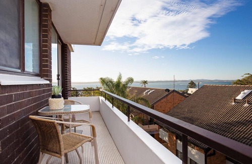 Nelson Bay Apartment | Bellevue, 7 4 Donald Street - renovated unit with air con and Wi-Fi with views & central to CBD