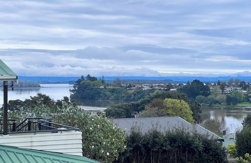 Tauranga House | Bellevue beauty