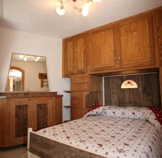 Sarre Apartment | Bellevue
