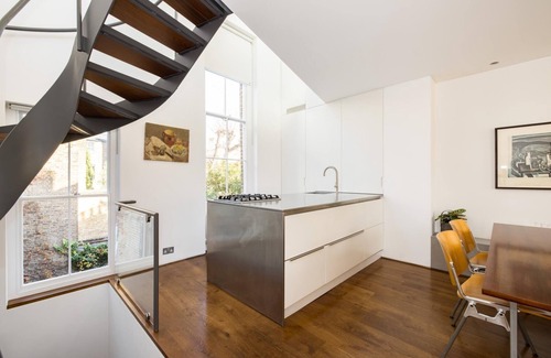 Norland Apartment | Bellevue Notting Hill 2 Bed by Holland Park