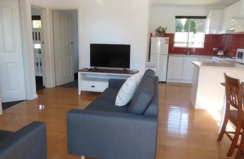 Bridport Apartment | Bellevue on Bentley - Unit 2