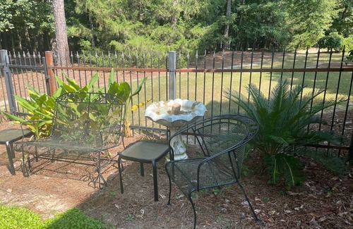 Auburn Apartment | Bellewood Studio 10 minutes from downtown Auburn!