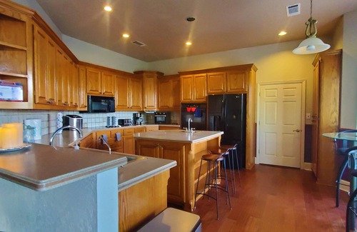 Denison House | Bellmount Estates @ Lake Texoma -THE PERFECT HOLIDAY HOME WITH FAMILY & FRIENDS