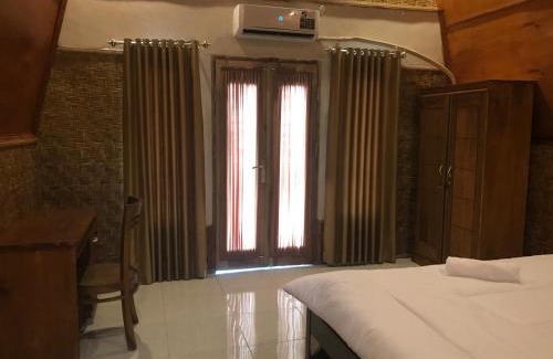 Kecamatan Montong Gading Resort | Bello Ethnic Bungalow & Resto