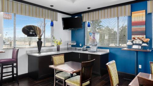 Tatum Hotel | Belmont Inn and Suites Tatum