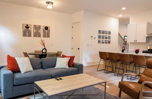 Atlanta House | Beltline Haus 9 min from City 3 Bed, 3 Bath with Pool Table and Fenced Backyard