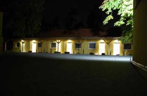 Papa House | Belvárosi Rezidencia Pápa