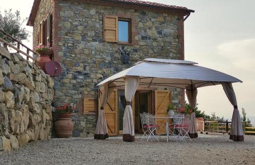 Castelnuovo di Val di Cecina Villa | Belvilla by OYO Villa Pratini
