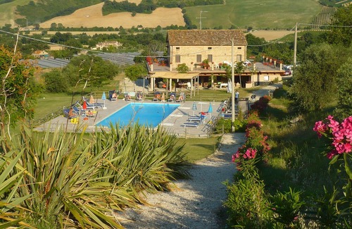 Ortezzano Apartment | Belvedere Apartment in Organic Farmhouse