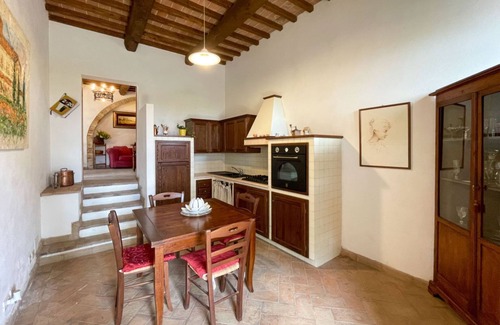 San Gimignano Apartment | Belvedere di Giulia - countryside with pool
