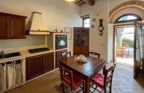 San Gimignano Apartment | Belvedere di Giulia - countryside with pool