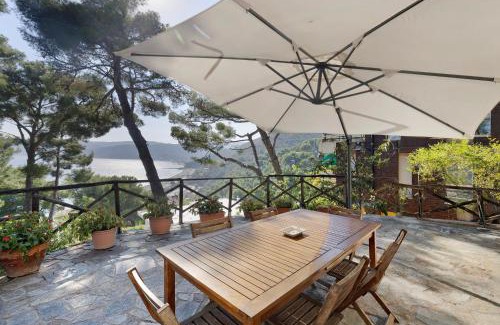 Torre del Mare Apartment | Belvedere su Bergeggi in Villa
