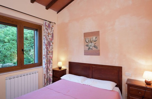 Bettona Villa | Belvilla by OYO Superior 4