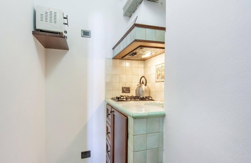 Capraia e Limite House | Belvilla by OYO Istrice