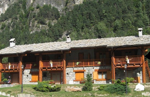 Antey-Saint-Andre Apartment | Belvilla by OYO GrBe Bilo