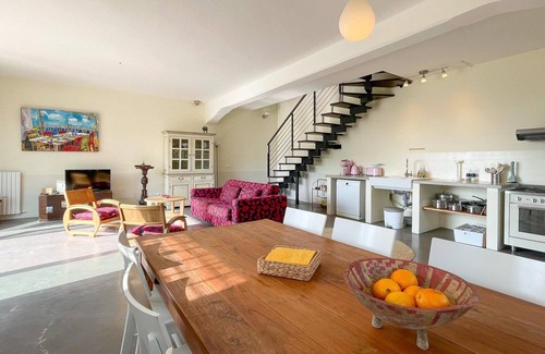 Belvedere Ostrense Apartment | Belvilla by Oyo Amazing apartment with garden
