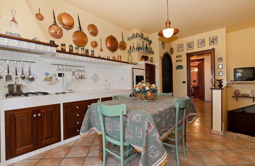Cinisi Villa | Belvilla by OYO Carta Dieci