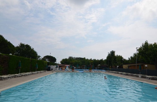Lido di Dante Ski Chalet | Belvilla by OYO Chalet in Lido di Dante